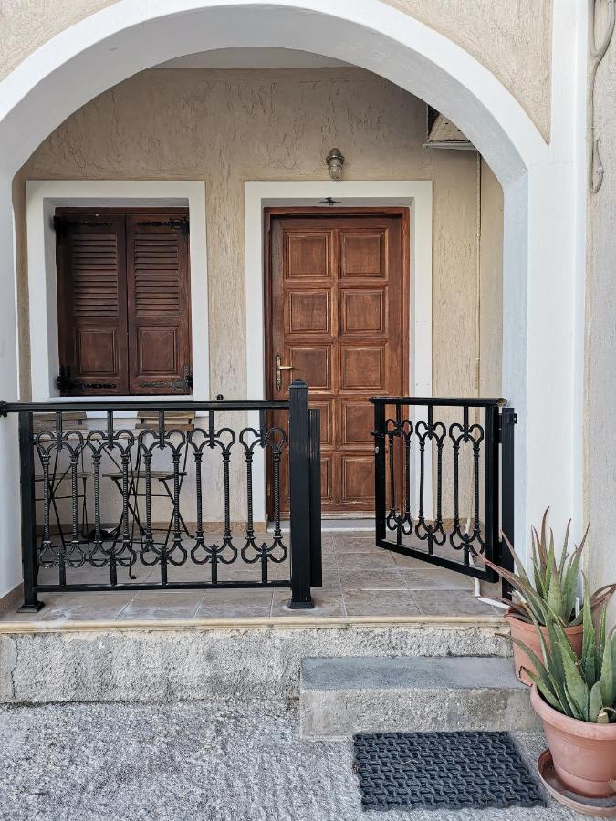 Villa Perissa Thira Εξωτερικό φωτογραφία